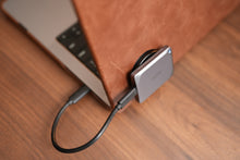 Load image into Gallery viewer, Tekmomo MagSafe® SSD Macbook/iPad/iPhone Mount