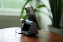 Load image into Gallery viewer, The Executive 3in1 Magsafe Charging System