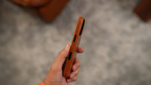 Load image into Gallery viewer, Tekmomo Magsafe Leather Case
