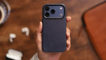 Load image into Gallery viewer, Tekmomo iPhone 17 Pro/Max Magsafe Leather Case