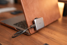 Load image into Gallery viewer, Tekmomo MagSafe® SSD Macbook/iPad/iPhone Mount
