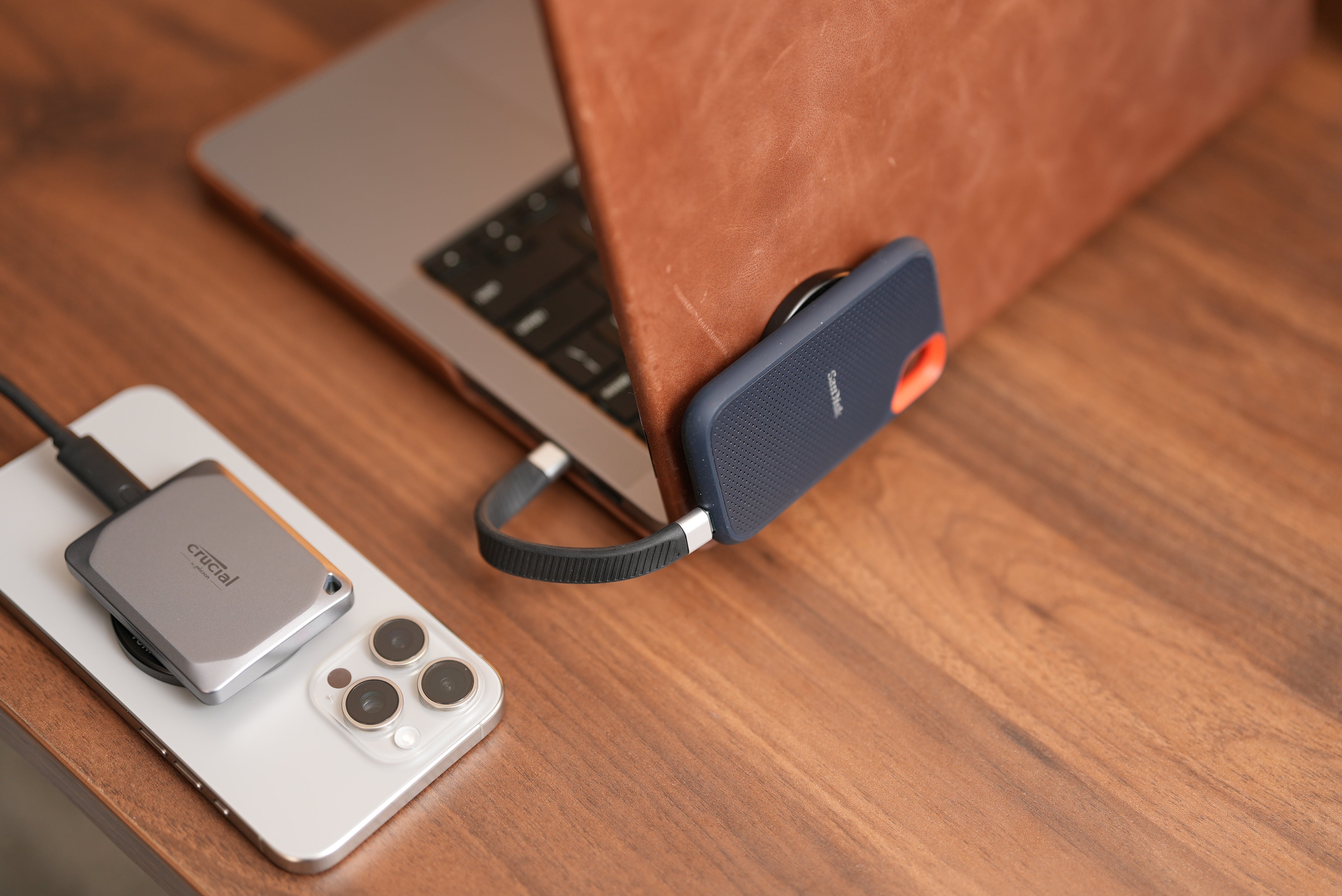 Tekmomo MagSafe® SSD Macbook/iPad/iPhone Mount - Main Image