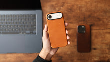 Load image into Gallery viewer, Tekmomo Magsafe Leather Case
