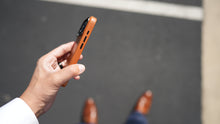 Load image into Gallery viewer, Tekmomo Magsafe Leather Case
