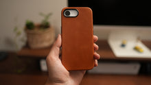 Load image into Gallery viewer, Tekmomo iPhone 16/17E Magsafe Leather Case
