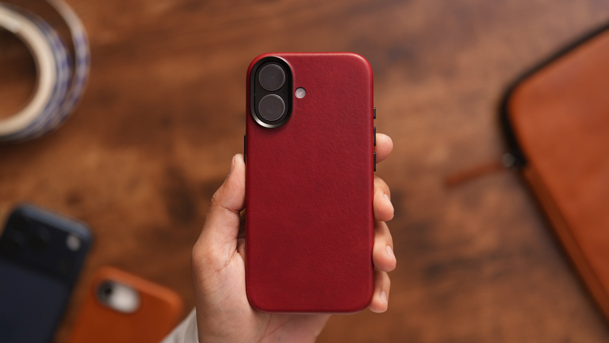 Limited Edition Heritage Red MagSafe Leather Case – Tekmomo Inc.