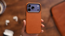 Load image into Gallery viewer, Tekmomo iPhone 17 Pro/Max Magsafe Leather Case
