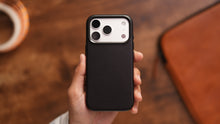 Load image into Gallery viewer, Tekmomo iPhone 17 Pro/Max Magsafe Leather Case
