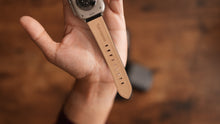 Load image into Gallery viewer, Tekmomo Leather Watch Strap
